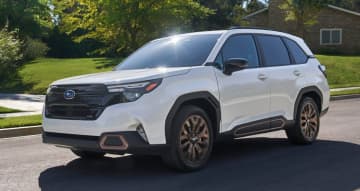 街中でも実力発揮！新型フォレスターが“普段使い最強SUV”な理由