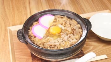 老舗の『山本屋』と差別化…“深夜営業”で人気を呼ぶ味噌煮込みうどん店「有名店の営業が終わった時間帯に」