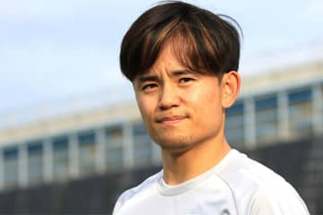指揮者・久保建英「さん、はい！」　2100人から歌のサプライズ…A代表で迎えた“特別な日”「すごく光栄なこと」
