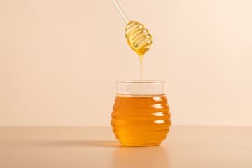 【神戸】純喫茶跡地にはちみつ紅茶ブランド期間限定カフェ登場！かき氷も♪