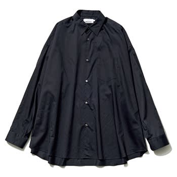 「1着でこんなにできる」着回しが終わらない黒シャツ「応用が利く」軸アイテムの選び方