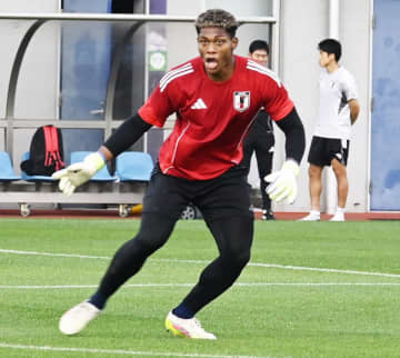 【日本代表】ＧＫ鈴木彩艶 オーストラリア戦出番なしも…谷晃生のミスで「株が上がっていく」の声