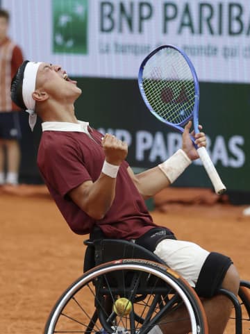 小田凱人3連覇、上地結衣もV　全仏テニス車いすの部