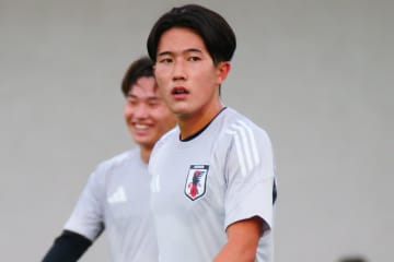 「見ているだけなのに緊張」豪州戦メンバー外を経て、18歳佐藤龍之介が決意を新たに「何も失うことはない」