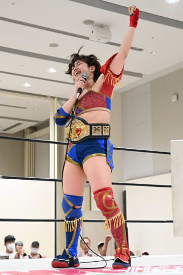 正義のヒーロー才原茉莉乃が悪の組織の若手女優から王座防衛！タッグトーナメント優勝の追い風へ