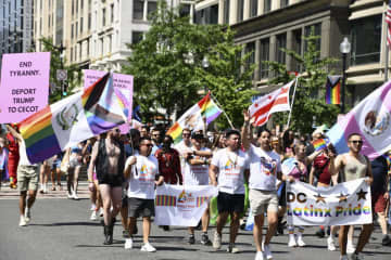 米ワシントンでLGBTパレード　多様性否定のトランプ政権に抗議