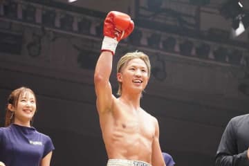 新米パパ金子虎旦、Sバンタム転向初戦で鮮やか2回KO勝ち　長男と離れ離れの2週間「帰ったら好き好き攻撃」