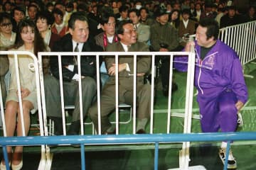 長嶋茂雄さんと最も親密だったドン荒川「それが私の財産」 引退試合で東スポだけが撮った奇跡の一枚