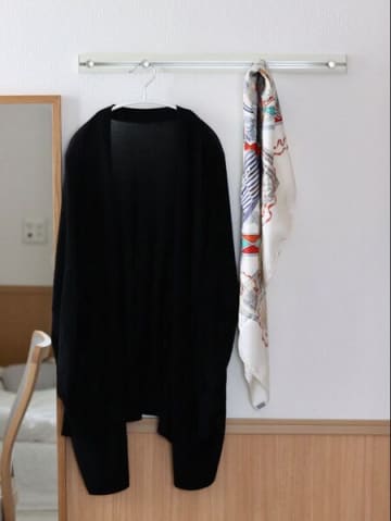 【賃貸OK】散らかる服＆小物をスッキリできる！　取りつけ簡単なウォールフック