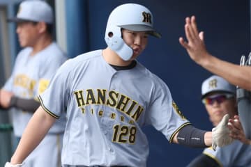 “異色の経歴”を持つ21歳は「虎の未来」　豪快弾の打てる捕手に高まる期待「早く1軍で」