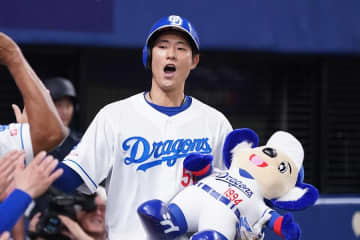 「バンテリンでも余裕」中日29歳、驚異の飛距離にネット騒然　チーム1位の「4」に納得「サトテルと変わらん」
