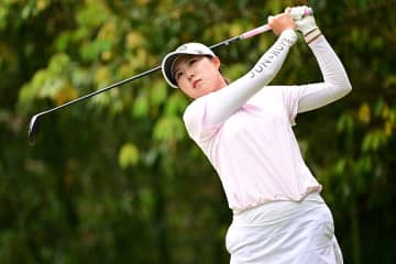 【速報】女子ゴルフV争いから21歳新星が急浮上！　2位から3打差圏内に5人も…高野愛姫が一歩リード