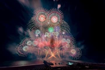 サザンオールスターズ、『茅ヶ崎サザン芸術花火2025』のセットリストで組まれたプレイリスト公開