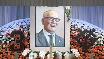 長嶋茂雄さん通夜　巨人軍OBらが参列　原辰徳さん「選手、コーチ、監督として見守ってもらった」