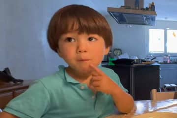 「もっとおかわりください」　スイス生まれの男の子がおねだり　夢中になった日本の食べ物とは