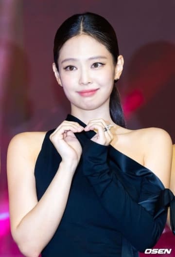 BLACKPINK ジェニー、日本で購入したお尻ケア用品が大ヒット…韓国の番組でも注目
