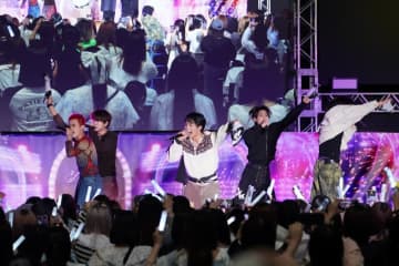WATWING・いぎなり東北産・峯脇らがライブで盛り上げ！　Z世代⼥⼦の祭典「シンデレラフェス2025」2ndステージ