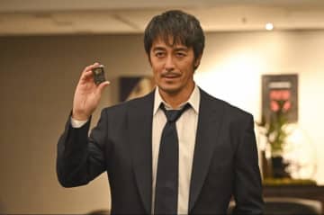 『キャスター』“進藤”阿部寛、“国定”高橋英樹に怒りの宣戦布告　その理由に騒然「極悪人」「かなりヤバい」（ネタバレあり）