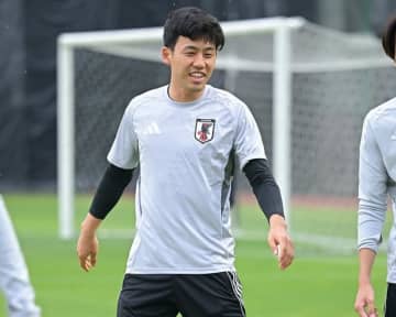 DF陣に２人の離脱者、提案したい遠藤航の３バック起用。今後を見据えてもトライしておきたい【日本代表】