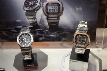 G-SHOCK、“初代”ダイヤルカラー採用のフルメタル2機種