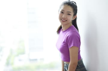「私の名付け親になってください」表紙＆巻頭で芸名を募集！17歳のグラビア界超新星・“虹咲カリナ”が誕生！