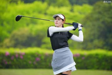 6度目プロテスト突破へ臼井蘭世はキャロウェイ一色構成　お気に入り『クロムツアーX』は「スピンが効いていい！」【ヒロインたちのクラブチェック！】