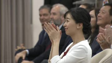 佳子さまが一人一人と握手　ブラジル訪問で日系人らと交流、和太鼓演奏などに笑顔で大きな拍手「すごく皆さんのエネルギーを感じた」日系3世の若者「光栄で誇り」