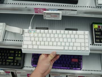 IYXのラピトリ対応65％ゲーミングキーボード「MU68 Pro」が展示中