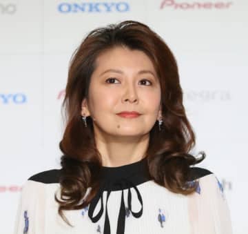 「スケバン刑事」斉藤由貴・南野陽子・浅香唯が集結！　歴代「雨宮サキ」、40年間で初の3ショットにファン「涙が出そう」