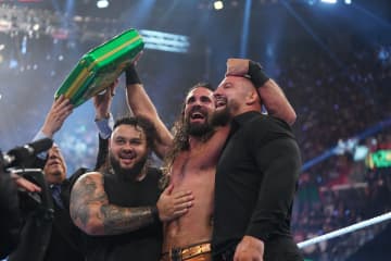 【WWE】「マネー・イン・ザ・バンク」激震！ロリンズ勝利、サモア同盟ついに決裂