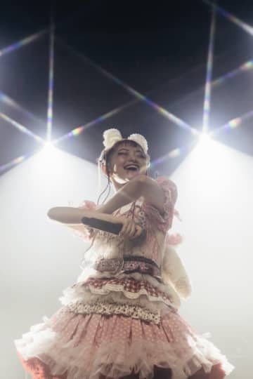 【ライブレポート】詩羽「ナ？」に「カワイイー！」、水曜日のカンパネラが韓国ファンと作った特別な一夜