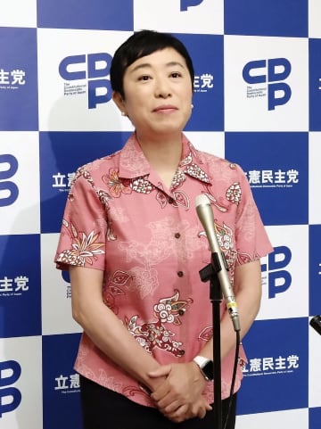 辻元氏、不信任要求の他党けん制　93年と比べ「政治が軽い」