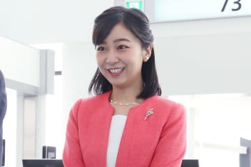 「問い合わせが殺到」佳子さま　ブラジル訪問でご着用の“花柄ワンピース”が絶賛の嵐！販売元が明かした「驚異の反響」