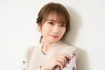 秋元真夏、“少しのイメチェン”に反響　「可愛さアップ」「安定の美人さん」