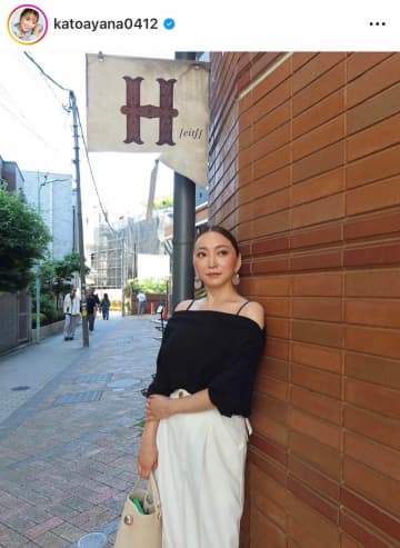 加藤茶の45歳年下妻・綾菜、モフモフ愛犬・福ちゃん紹介　「カトちゃんも愛犬もずっと長生きしてくださいよ」