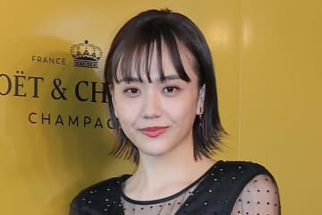 『子宮恋愛』での演技が話題呼んだ松井愛莉“農業に挑戦”で見せた抜群のスタイルにファン大絶賛