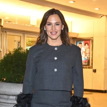 ジェニファー・ガーナー、美容整形は「信頼できる人を見つけて」