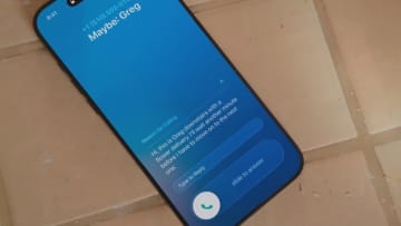 iPhoneが知らない電話番号に応対。iOS 26で通話スクリーニングが登場