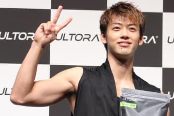 ｢カッコいい！｣｢素敵な横顔ですね！｣東京Vユース出身俳優の古巣グラウンド帰還にファン興奮！｢涼真くんのサッカー姿もっとみたい！｣の声
