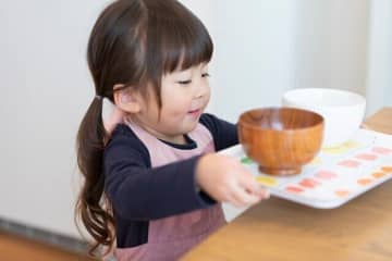 セロリ、ブロッコリー、青のり……!?【意外過ぎる味噌汁の具】