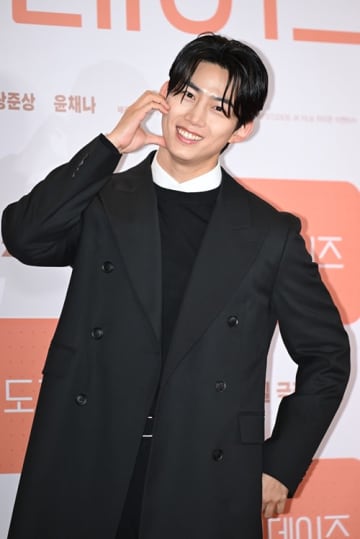 “キムタクと共演”の韓国俳優、36歳でさらなる成長を報告「伸びたんですよ」