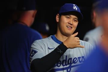 大谷翔平の“爽やか出勤コーデ”が「イケてる」「なんでも似合うね」と話題！ 宿敵パドレスとの３連戦に挑む