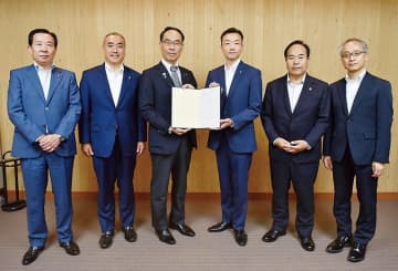 防災庁を埼玉に　所沢、飯能、狭山、入間、日高の5市が誘致で要望書　災害に強い地盤に位置し高速道路や航空基地など必要なインフラも整う