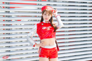 会社倒産からレースクイーンへ。華麗な転身を見せた寺地みのり「他の子にはない癒しの感じと色気を見せたい」【2025RQインタビューVol.13】