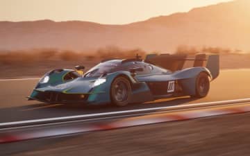 アストンマーティン、限定10台の新型「ヴァルキリーLM」 ル・マン24時間耐久レースやIMSA参戦マシンをベースに製造