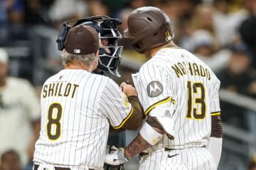 パドレス・マチャド怒りの猛抗議！　恐怖の審判映像に「ＶＲ体験」「猛犬にかまれた気分」