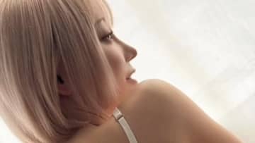 篠崎こころ｜熱を帯びた午前11時
