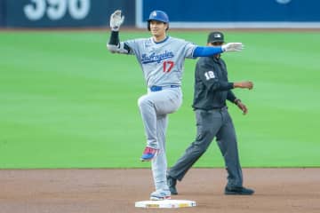 大谷翔平　ボテボテ投ゴロがまさかの〝二塁打〟に！「パドレスさん？」「諦めていたのに」