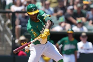 【ＭＬＢ】菊池雄星登板試合でアスレチックス外野手が超美技…米メディア「年間最優秀キャッチ賞」