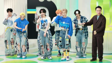 HYBEのレーベル発新世代J-POPボーイズグループ『aoen』デビュー曲TV初パフォーマンス&ファンの質問に生回答！特技初披露に児嶋一哉「今ごまかしたな？(笑)」